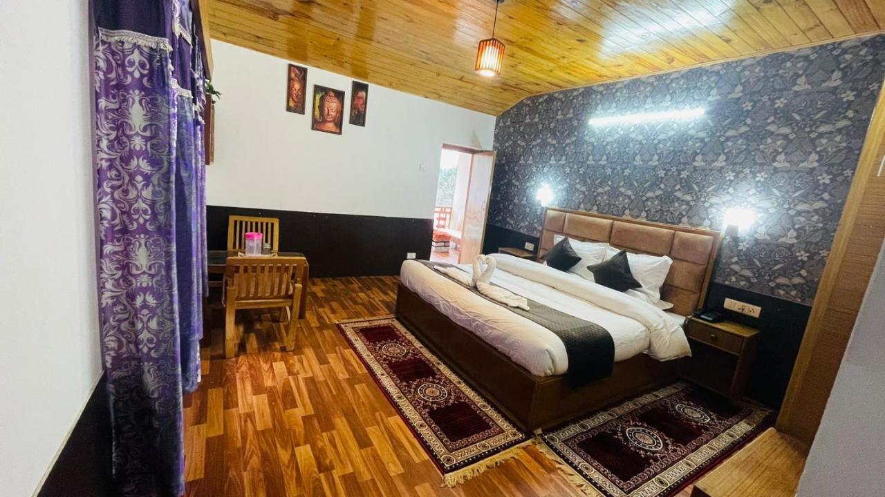 Hotel New Hilltop Inn Manāli Екстериор снимка